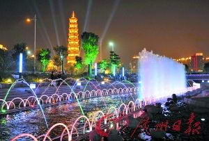 ҹɫ�еĹ��ݳ��ӿ��Ȫɫ�ʰ�쵡�������ΰ���㣨����ͼƬ�� 